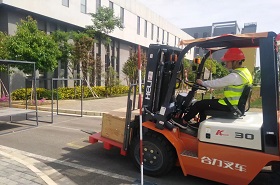 叉车 (4) - 副本.jpg